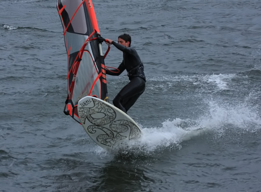 Kitesurfing i windsurfing, czyli 23.09.2012 na play obok OW AUGUSTYNA w Jastarni na Pwyspie Helskim