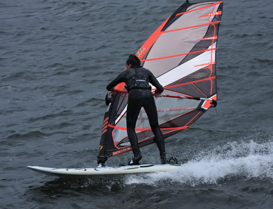 Kitesurfing i windsurfing, czyli 23.09.2012 na play obok OW AUGUSTYNA w Jastarni na Pwyspie Helskim