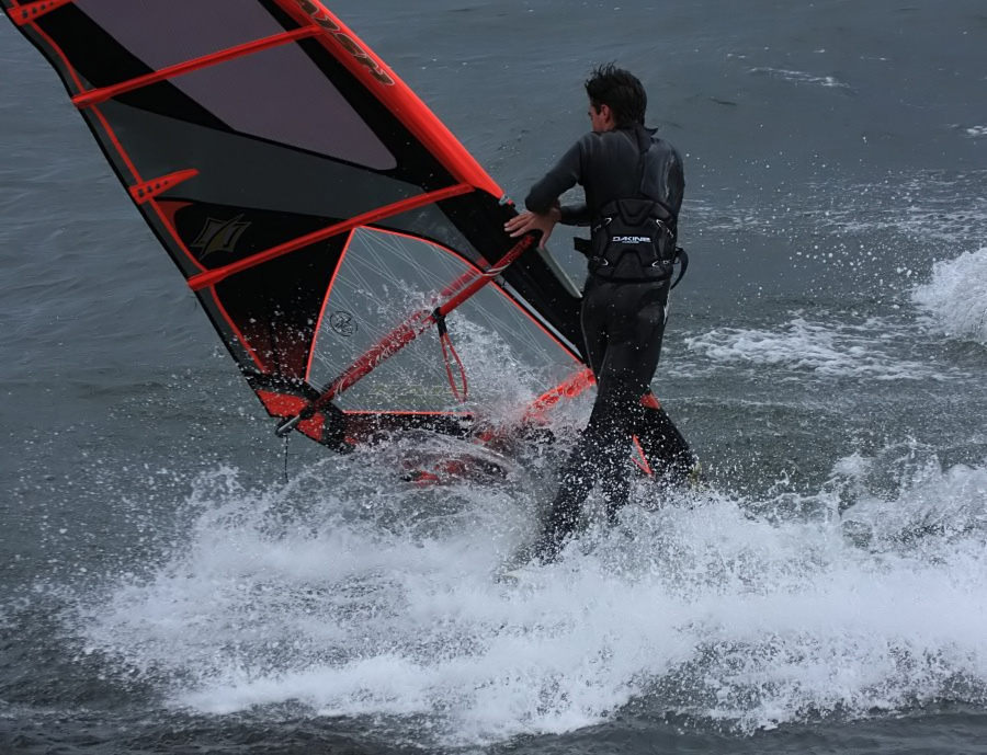 Kitesurfing i windsurfing, czyli 23.09.2012 na play obok OW AUGUSTYNA w Jastarni na Pwyspie Helskim