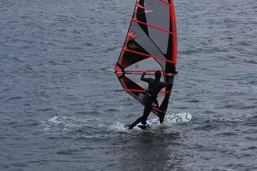 Kitesurfing i windsurfing, czyli 23.09.2012 na play obok OW AUGUSTYNA w Jastarni na Pwyspie Helskim