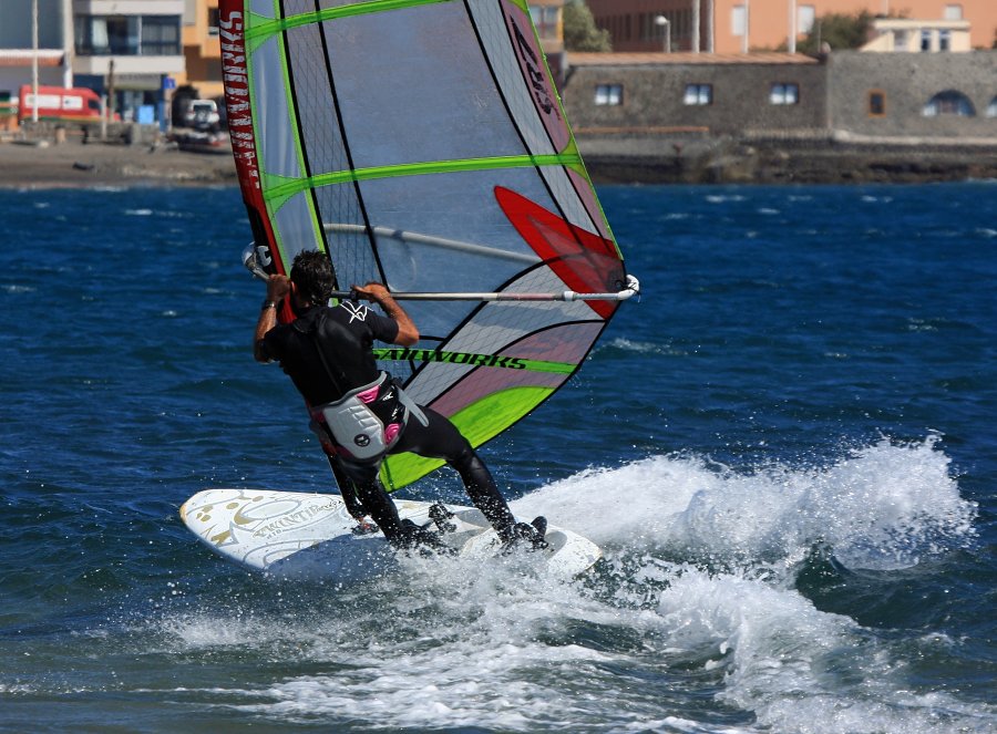 Windsurfing i kitesurfing w El Medano  i El Cabezo, czyli 23.10.2012 na Teneryfie