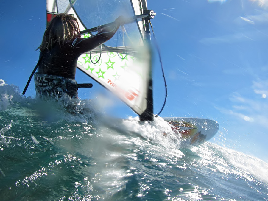 Windsurfing and kitesurfing on Playa del Cabezo in El Medano on Tenerife