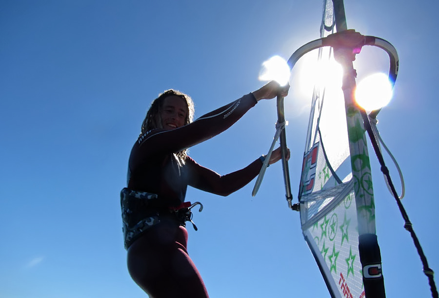 Windsurfing and kitesurfing on Playa del Cabezo in El Medano on Tenerife