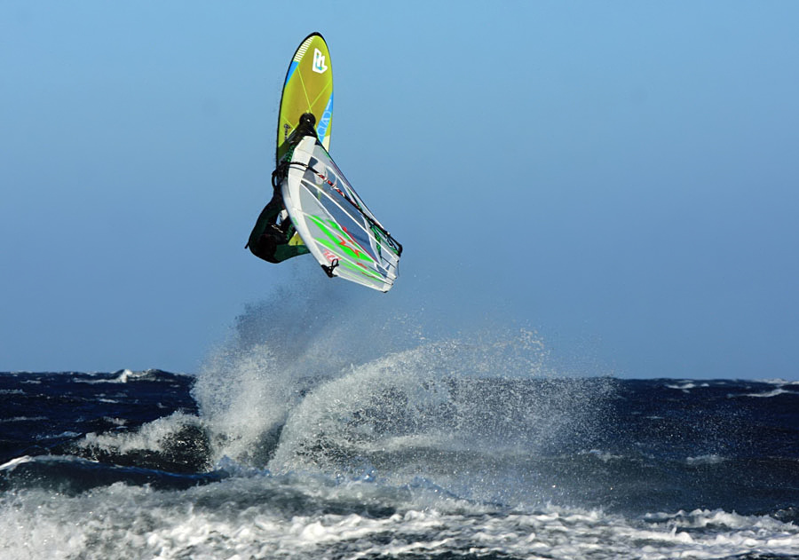 Windsurfing on Playa del Cabezo in El Medano on Tenerife