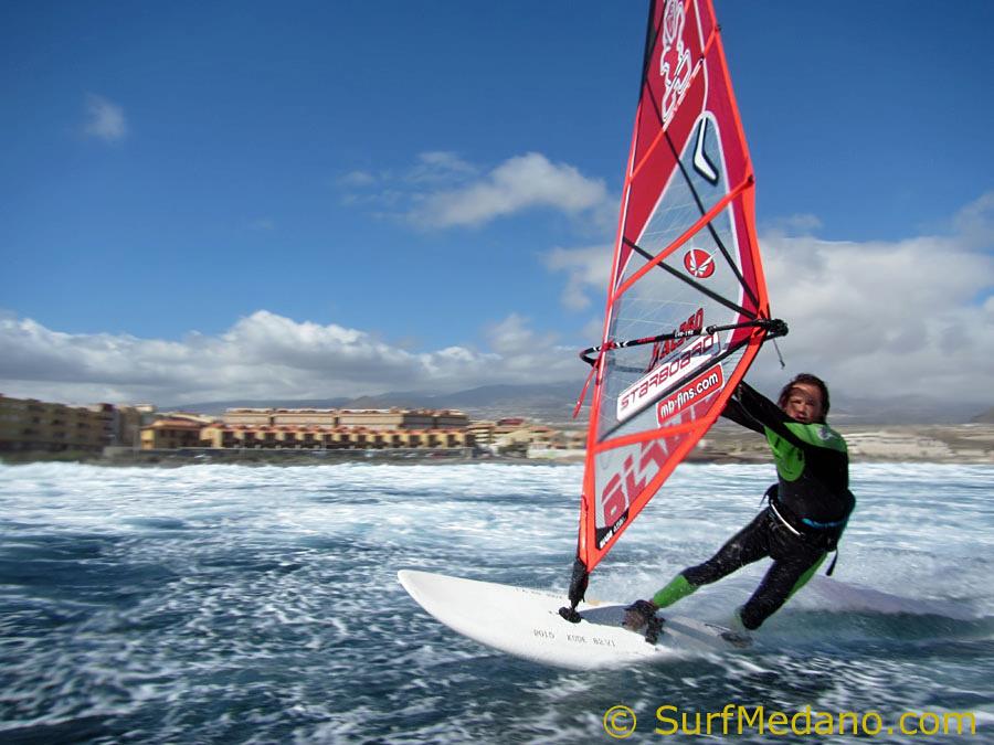 Windsurfing and kitesurfing on Playa del Cabezo in El Medano on Tenerife