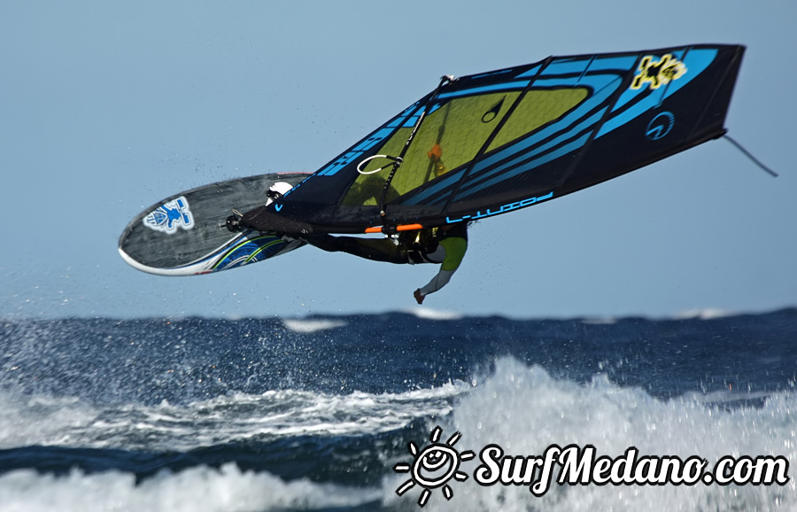 Windsurfing on Playa del Cabezo in El Medano on Tenerife