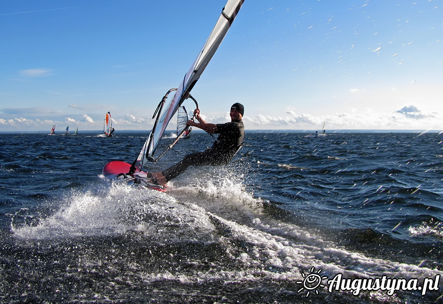 Hawaje, czyli windsurfing i kitesurfing 31.07.2013 w Jastarni na Pwyspie Helskim