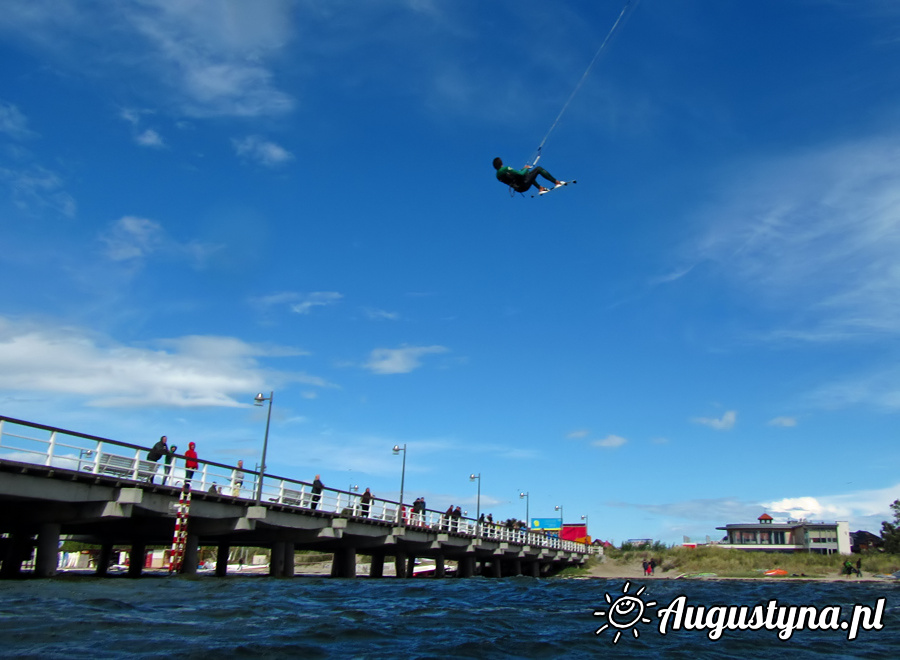 Hawaje, czyli windsurfing i kitesurfing 14.08.2013 w Jastarni na Pwyspie Helskim