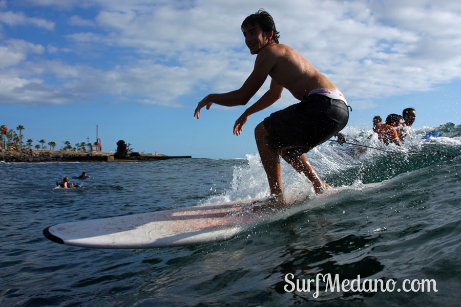 Surfing and bodyboarding on Derecha and Izquierda in Las Americas Tenerife