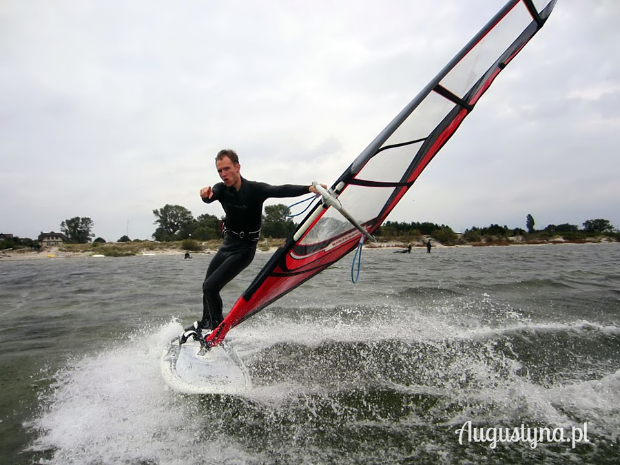 Windsurfing i kitesurfing 22.09.2013 w Jastarni na Pwyspie Helskim