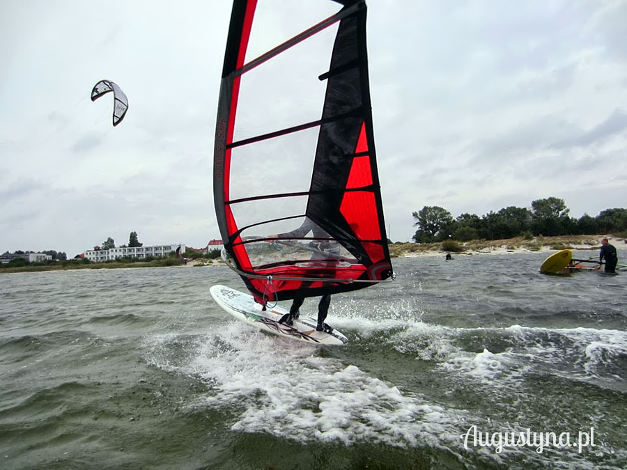 Windsurfing i kitesurfing 22.09.2013 w Jastarni na Pwyspie Helskim