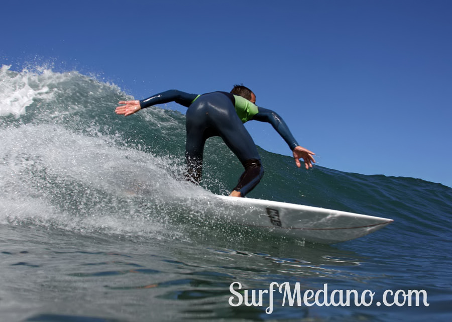 Surfing and bodyboarding on Derecha, Izquierda and El Conquistador in Las Americas on Tenerife