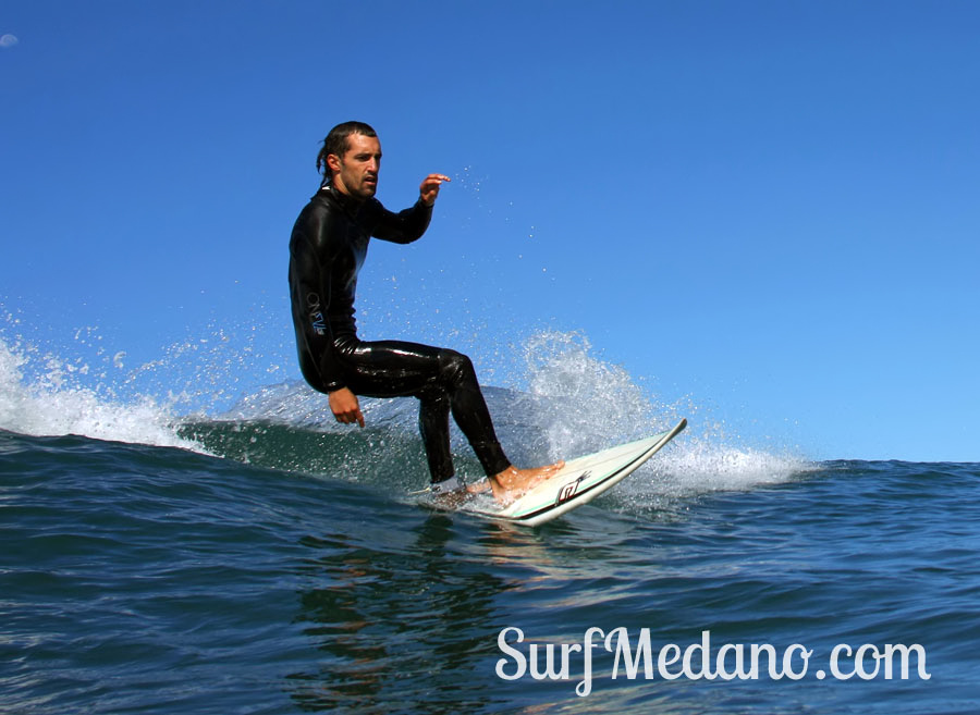 Surfing and bodyboarding on Derecha, Izquierda and El Conquistador in Las Americas on Tenerife