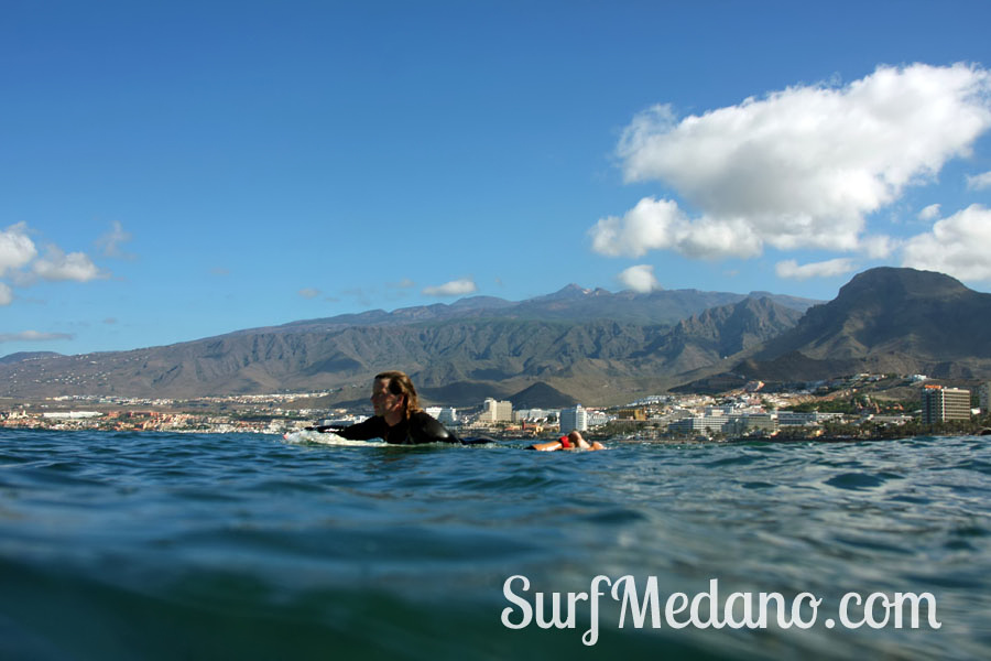 Surfing and bodyboarding on Derecha, Izquierda and El Conquistador in Las Americas on Tenerife