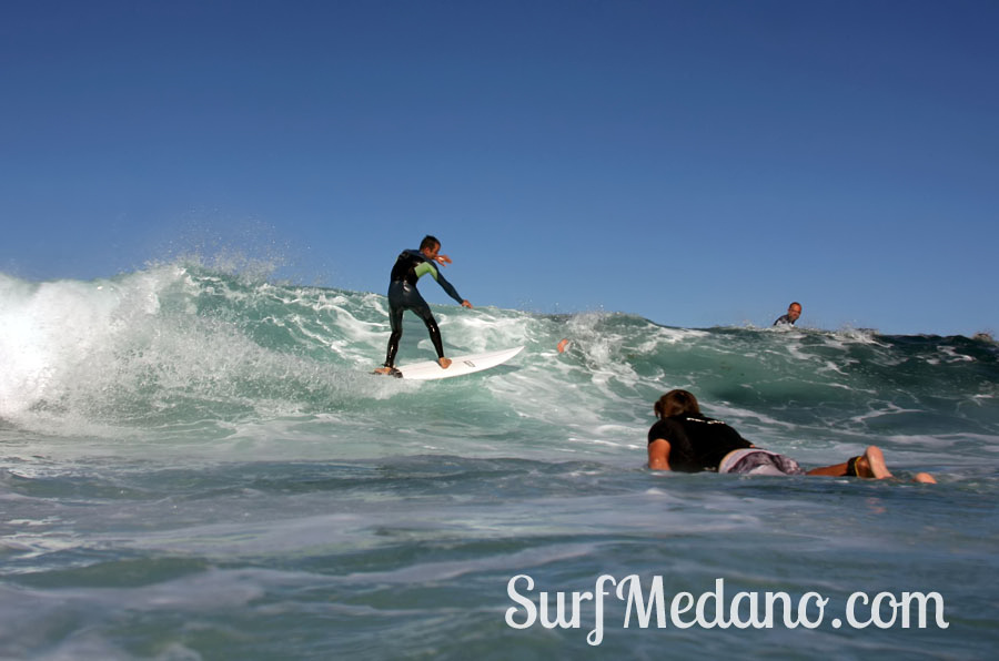 Surfing and bodyboarding on Derecha, Izquierda and El Conquistador in Las Americas on Tenerife