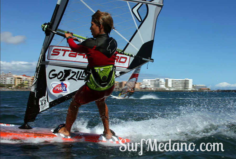 3 in 1 = surfing + kiteboarding + windsurfing in 1 day on Tenerife