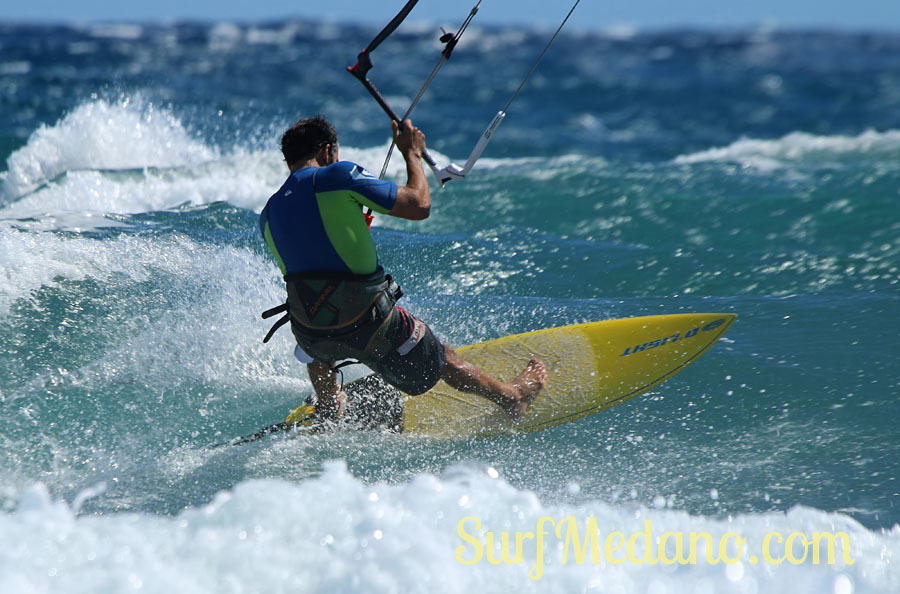 Windsurfing and kitesurfing at El Cabezo in El Medano Tenerife