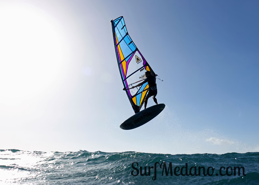 Windsurfing and kitesurfing at El Cabezo in El Medano Tenerife