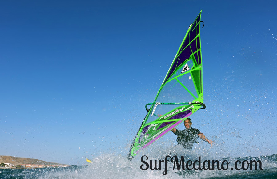 Windsurfing and kitesurfing at El Cabezo in El Medano Tenerife