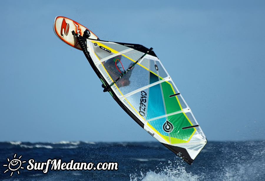 Windsurfing and kitesurfing at El Cabezo in El Medano Tenerife