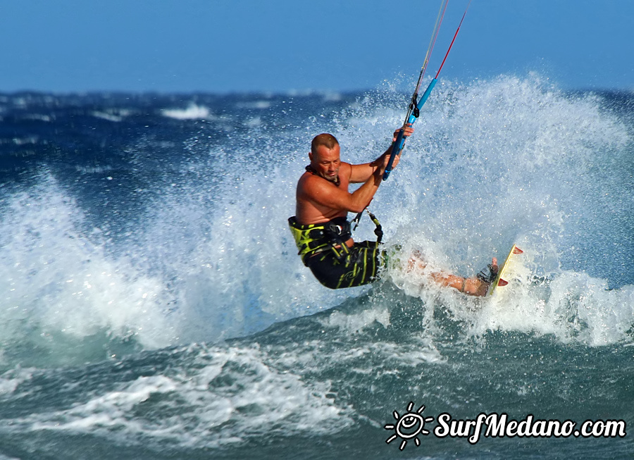 Windsurfing and kitesurfing at El Cabezo in El Medano Tenerife