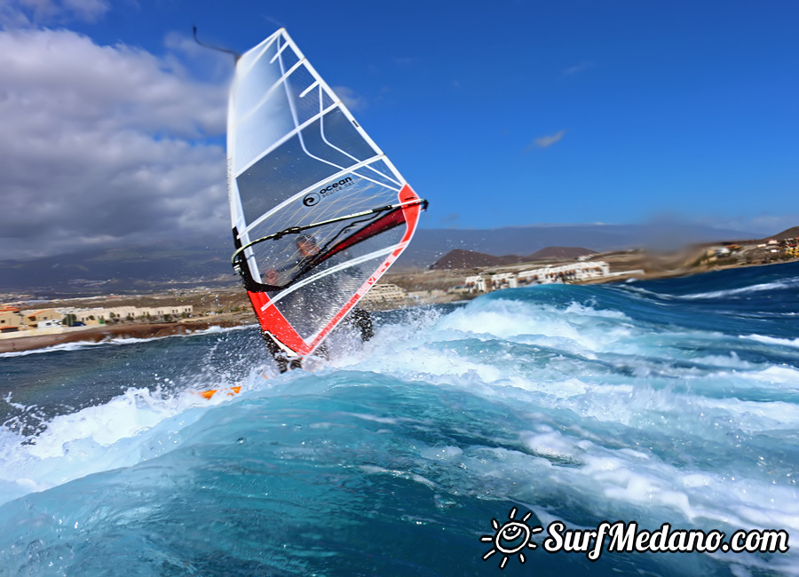 Windsurfing and kitesurfing at El Cabezo in El Medano Tenerife