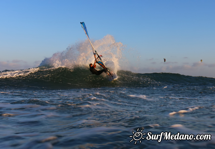 Windsurfing and kitesurfing at Harbour Wall in El Medano Tenerife