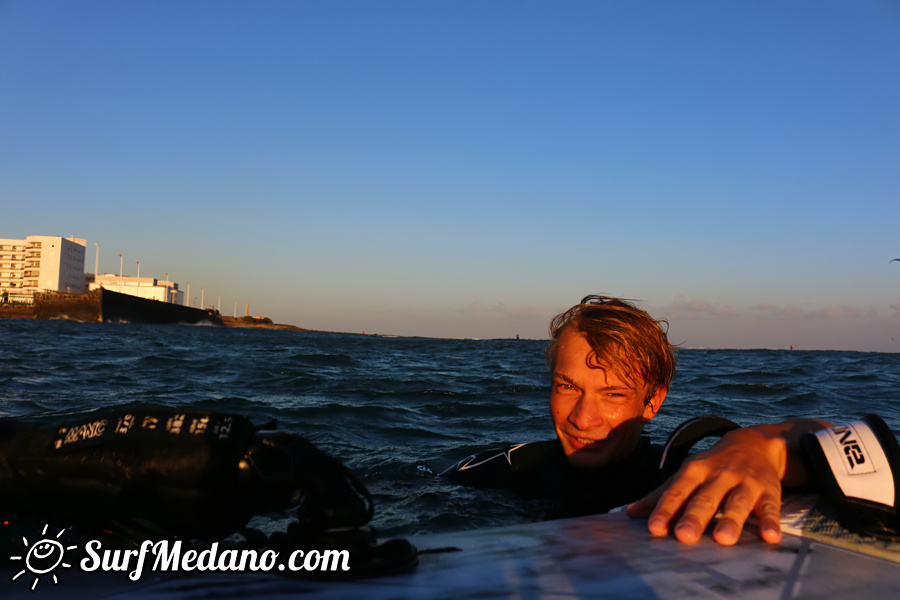 Windsurfing and kitesurfing at Harbour Wall in El Medano Tenerife