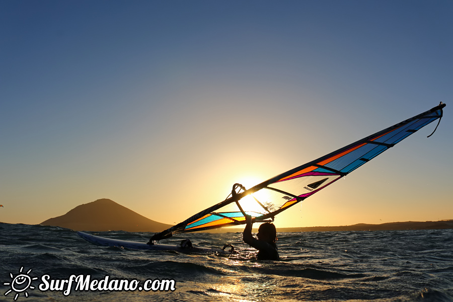 Windsurfing and kitesurfing at Harbour Wall in El Medano Tenerife