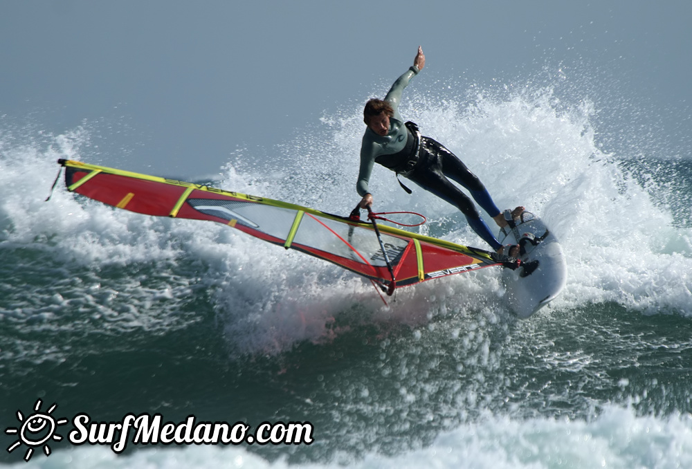 Windsurfing and kitesurfing at El Cabezo in El Medano Tenerife