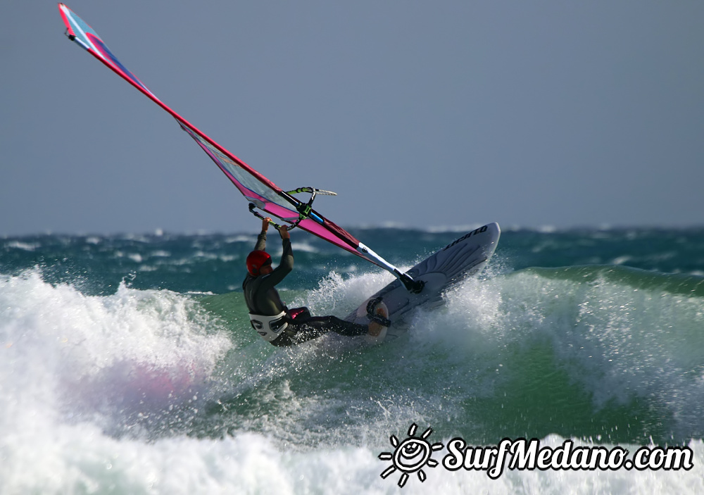 Windsurfing and kitesurfing at El Cabezo in El Medano Tenerife