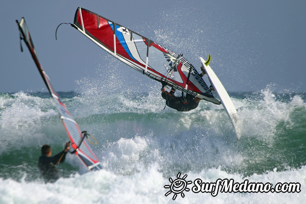 Windsurfing and kitesurfing at El Cabezo in El Medano Tenerife