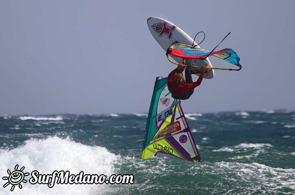 Windsurfing and kitesurfing at El Cabezo in El Medano Tenerife