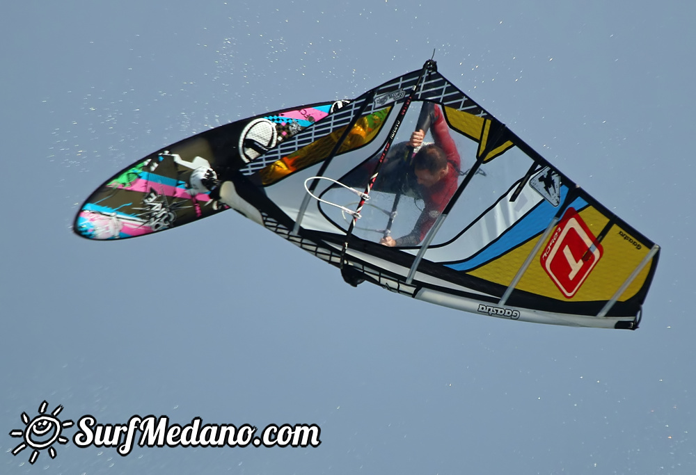 Windsurfing and kitesurfing at El Cabezo in El Medano Tenerife