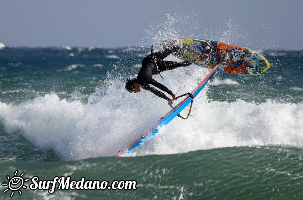 Windsurfing and kitesurfing at El Cabezo in El Medano Tenerife