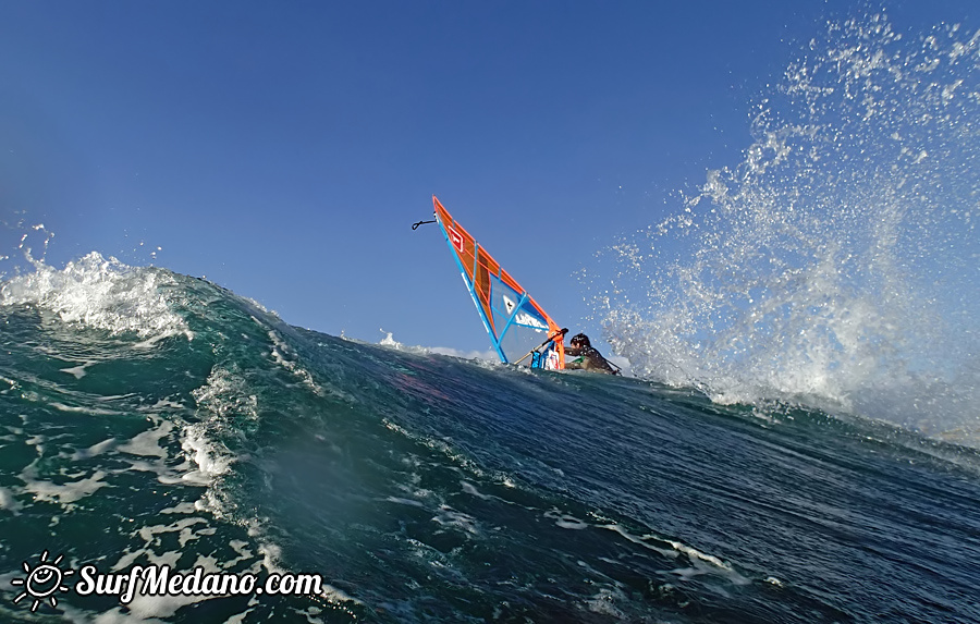 Windsurfing and kitesurfing at El Cabezo in El Medano Tenerife