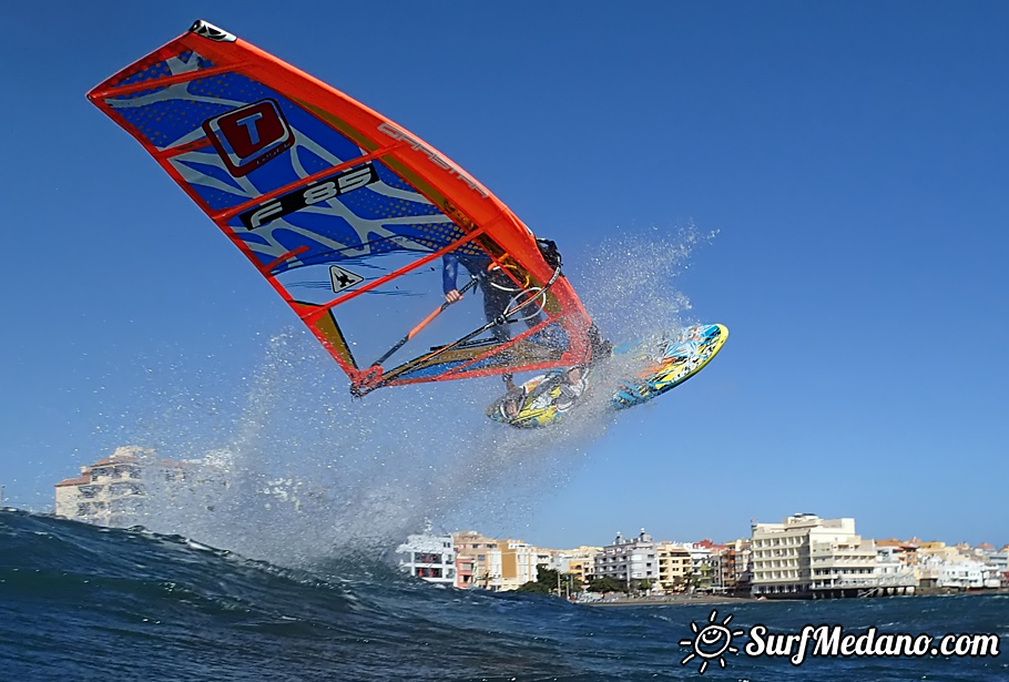 Freestyle at Playa Sur in El Medano with Antony Ruenes and Nico Akgazciyan Tenerife