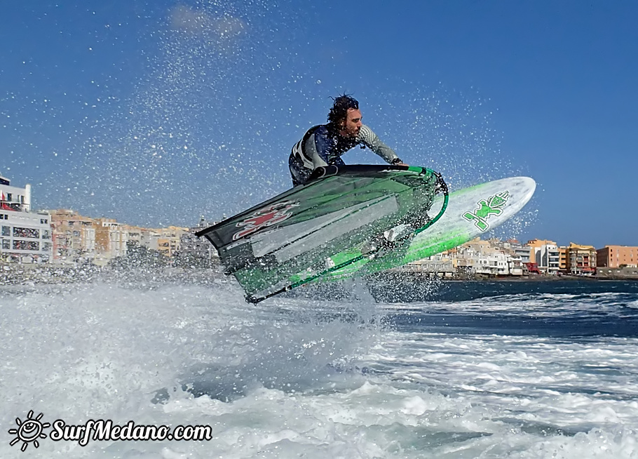 Freestyle at Playa Sur in El Medano with Antony Ruenes and Nico Akgazciyan Tenerife