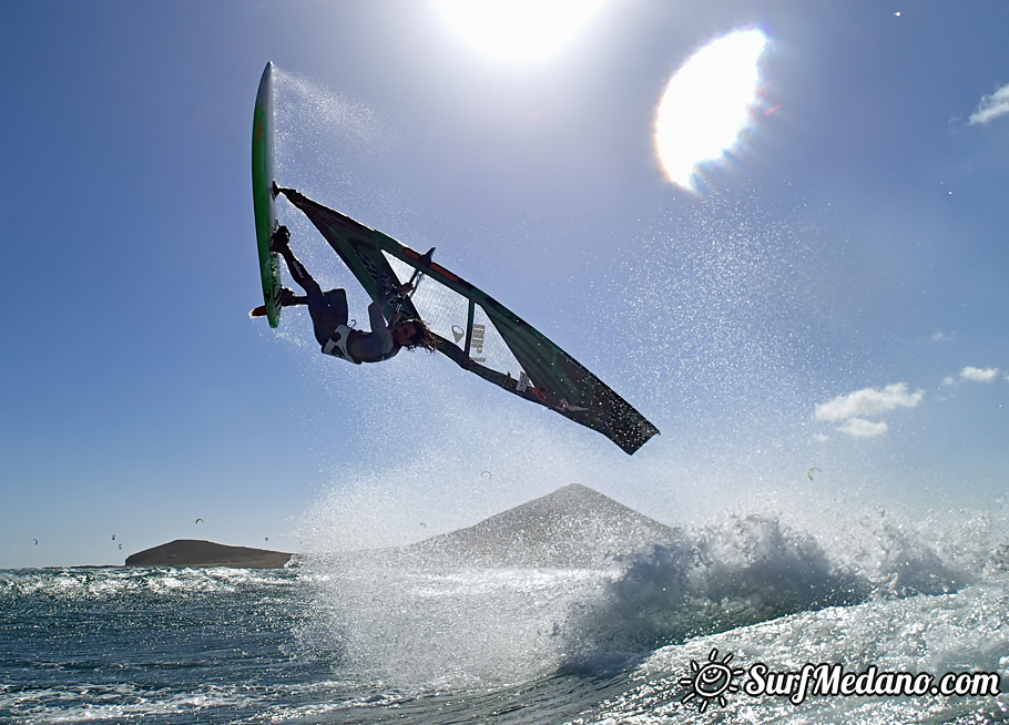 Freestyle at Playa Sur in El Medano with Antony Ruenes and Nico Akgazciyan Tenerife