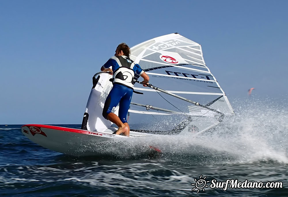 Slalom and kiterace jibe gybe with POINT-7 Andrea Cucchi, Jordy Vonk, Vincent Langer, Pascal Toselli, Christian Justesen, Kasper Juul Larsen, Blazej Blasco and Andrzej Japa Ozog in El Medano 14-02-2014  Tenerife