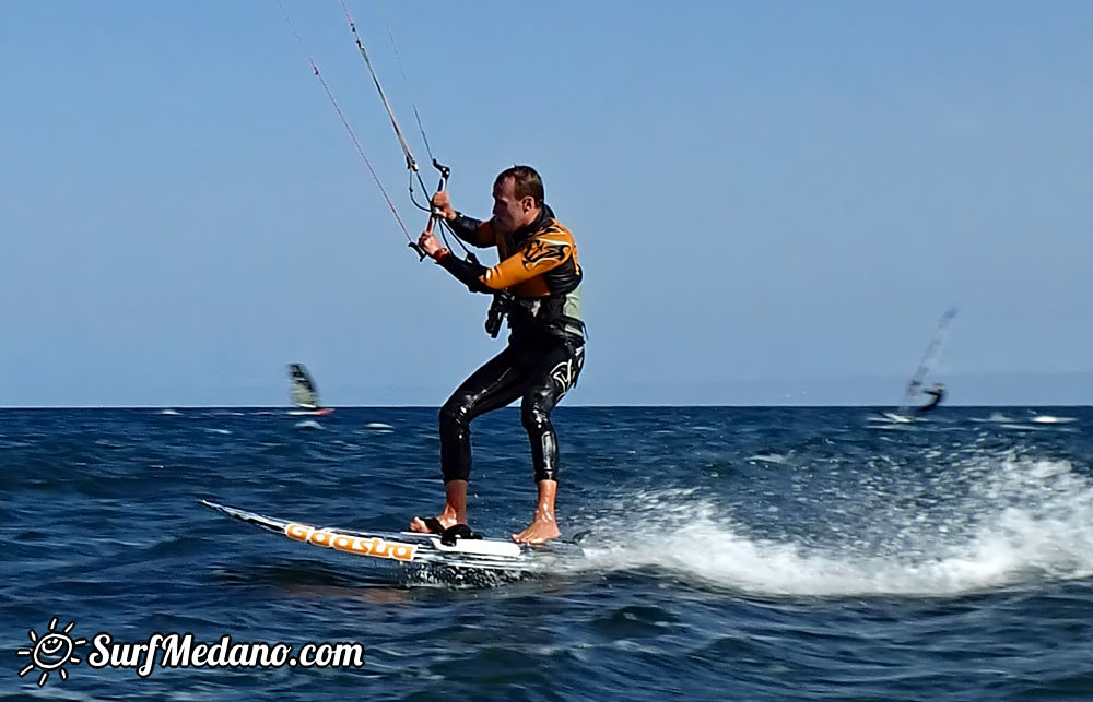 Slalom and kiterace jibe gybe with POINT-7 Andrea Cucchi, Jordy Vonk, Vincent Langer, Pascal Toselli, Christian Justesen, Kasper Juul Larsen, Blazej Blasco and Andrzej Japa Ozog in El Medano 14-02-2014  Tenerife