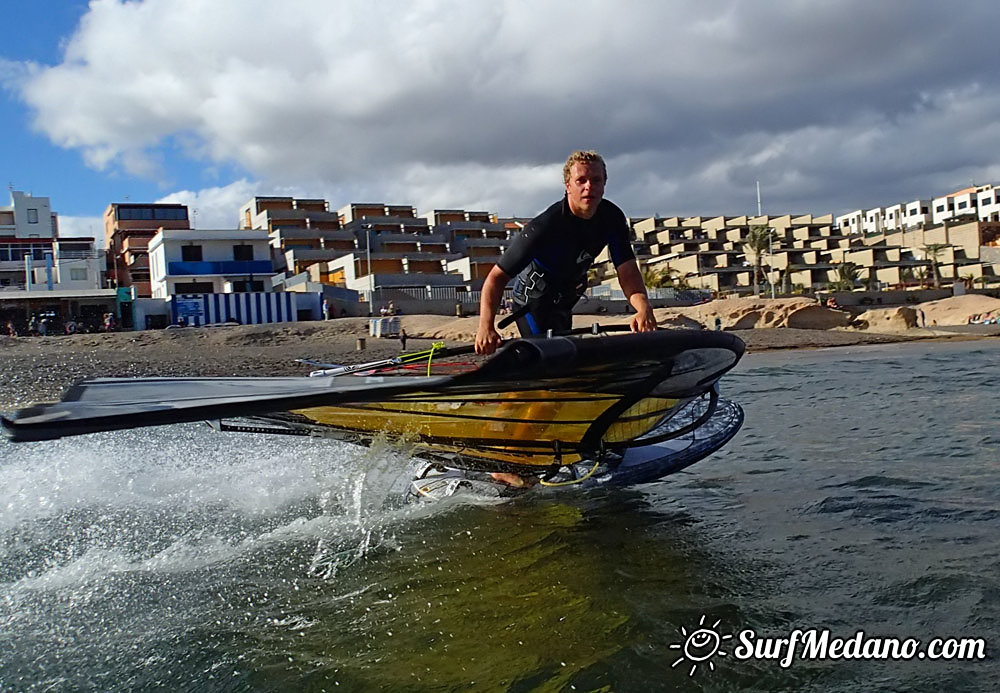 Flat water fun in El Medano 09-03-2014 