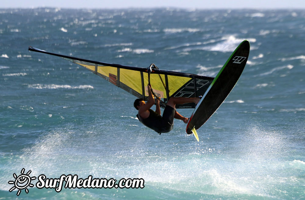 Windsurfing at Harbour Wall  24-03-2014 with Maciek Rutkowski, Andrea Cucchi, Nico Akgazciyan and others   Tenerife