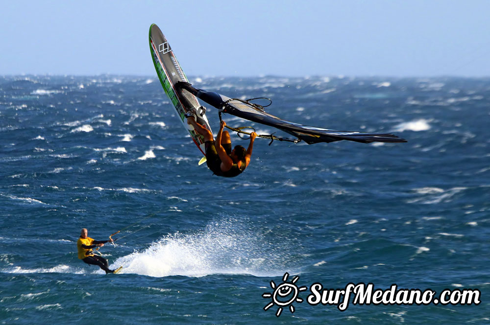 Windsurfing at Harbour Wall  24-03-2014 with Maciek Rutkowski, Andrea Cucchi, Nico Akgazciyan and others   Tenerife