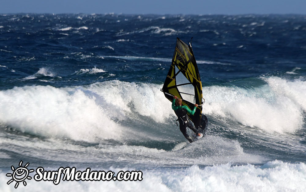 Windsurfing at Harbour Wall  24-03-2014 with Maciek Rutkowski, Andrea Cucchi, Nico Akgazciyan and others   Tenerife