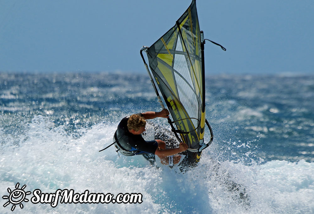 Windsurfing at Harbour Wall  24-03-2014 with Maciek Rutkowski, Andrea Cucchi, Nico Akgazciyan and others   Tenerife