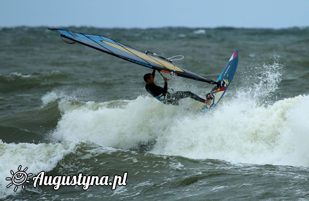 Pipeline, czyli kite- and windsurfing wave we Wadysawowie