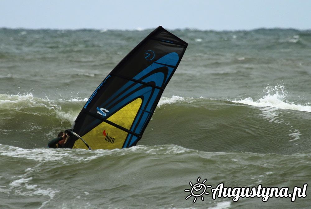 Pipeline, czyli kite- and windsurfing wave we Wadysawowie