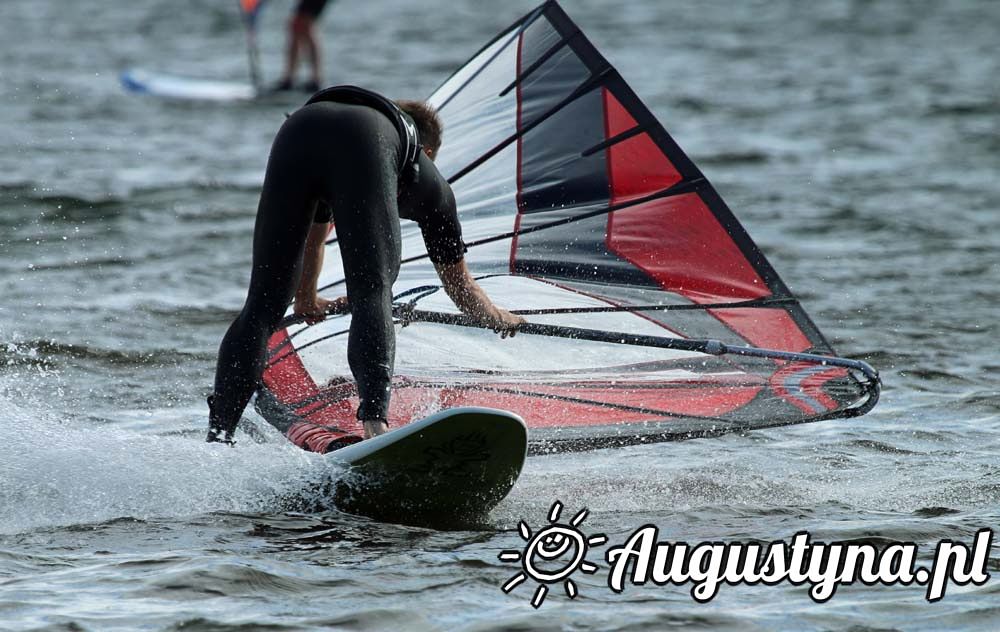 Windsurfing i kitesurfing  w Jastarni na Pwyspie Helskim