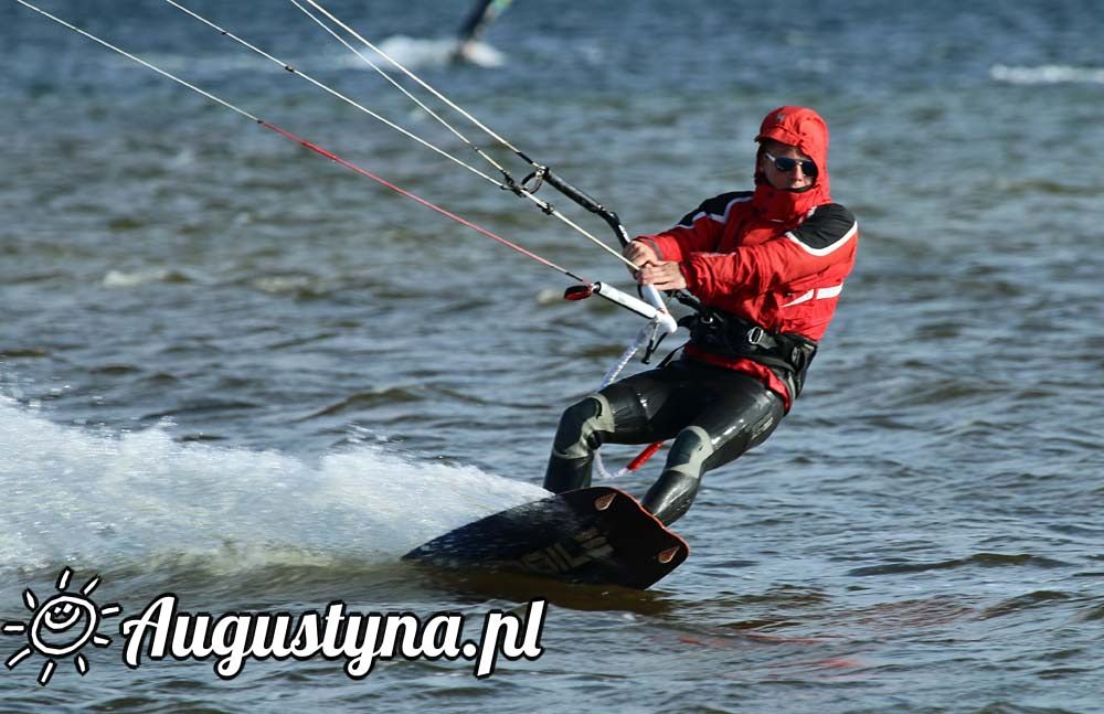 Windsurfing i kitesurfing  w Jastarni na Pwyspie Helskim